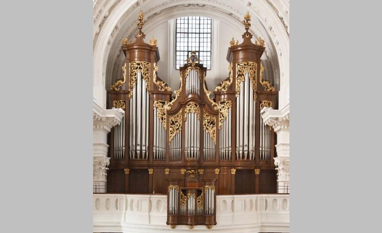Orgelkonzert in der St. Ursenkathedrale - an zwei Orgeln