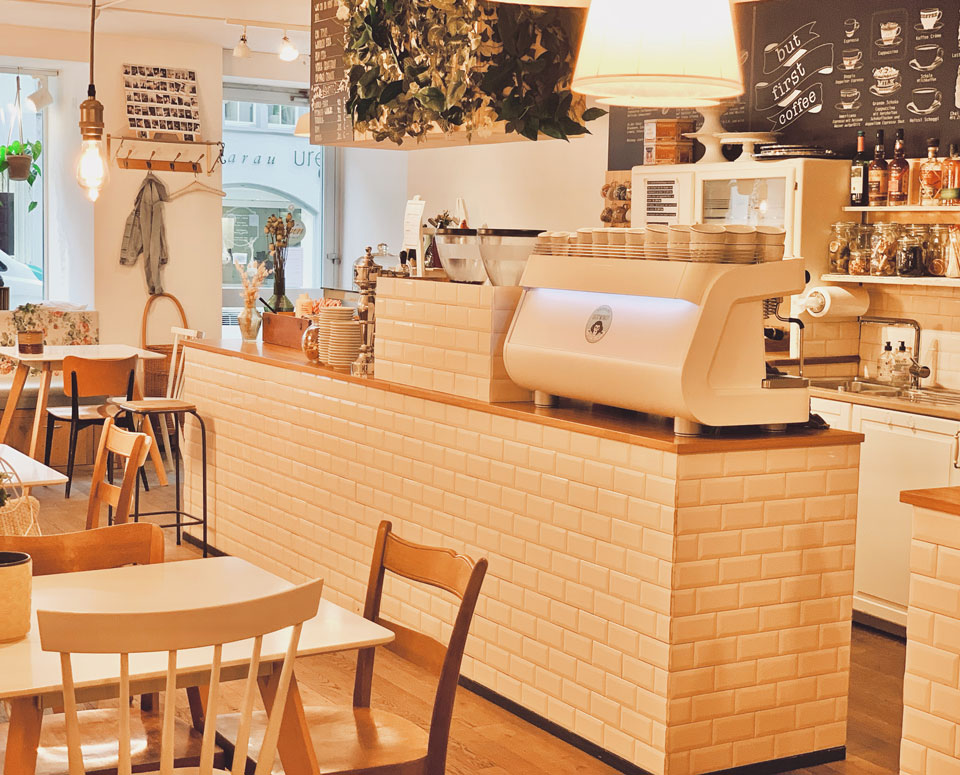 Luckymonkey SHOP CAFE BAR