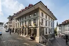 Stadthaus – La Pendule
