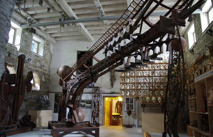 Bernhard Luginbühl Altes Schlachthaus