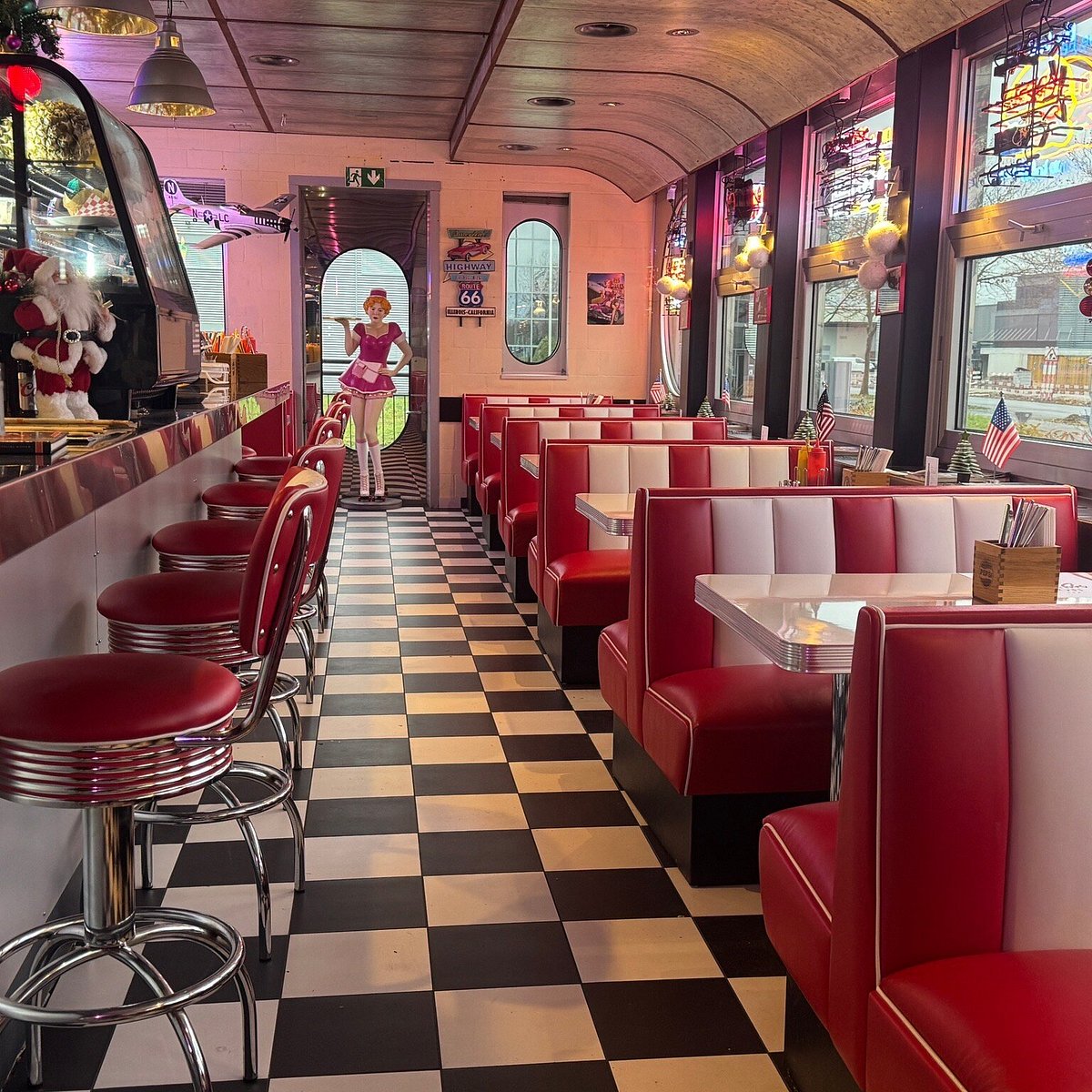 Leo`s American Diner