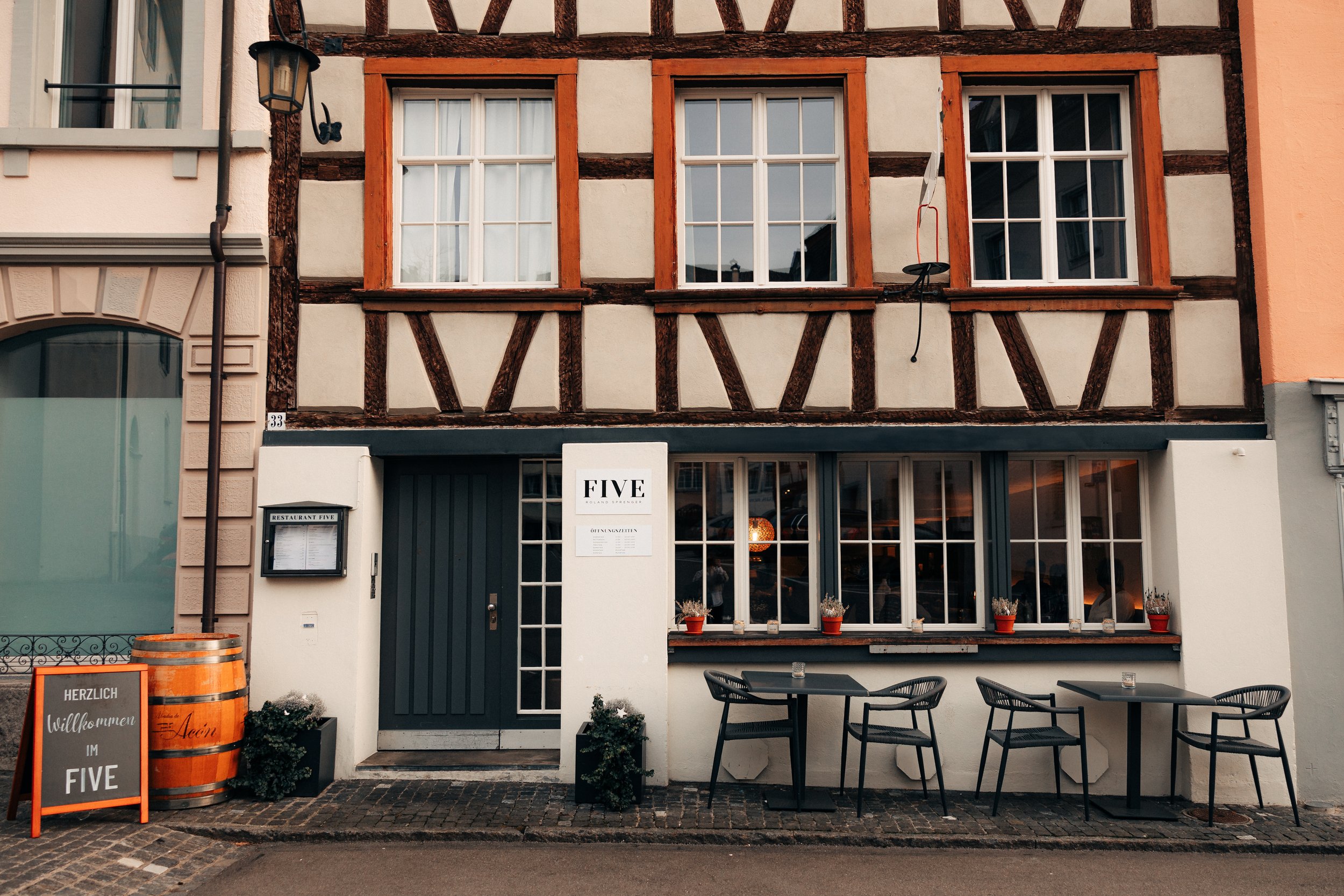 Restaurant Five